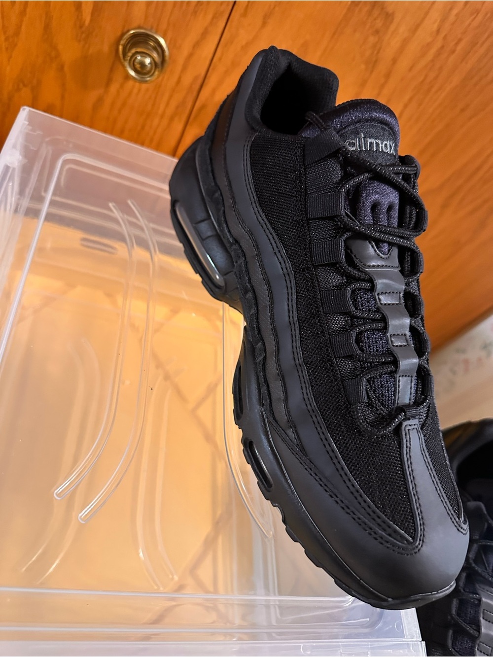Nike Air Max 95 Essential "Triple Black" Low Top Sneaker CI3705-001 - Picture 7 of 12